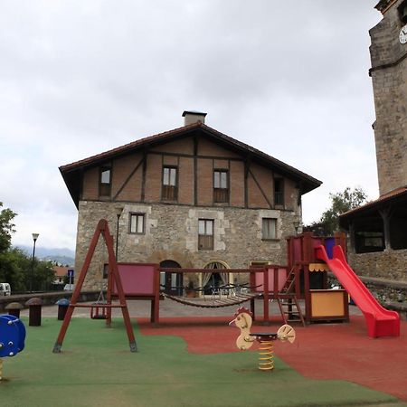 Albergue Uztartza Aduna ภายนอก รูปภาพ